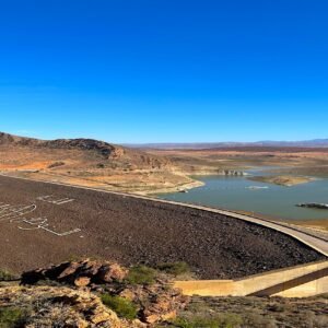 Youssef Ibn Tachfine víztározó panorámája a Mini Sahara kiránduláson